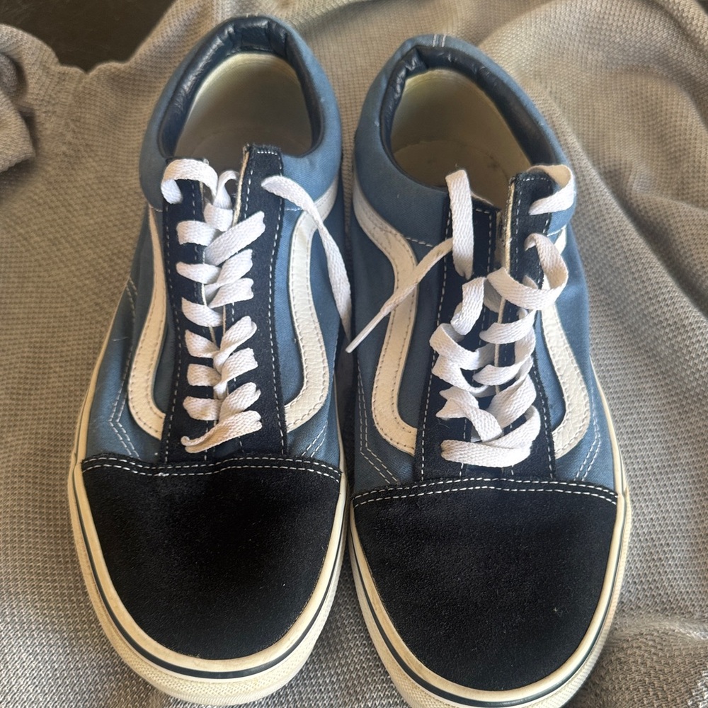 Vans Men's Navy and Black Sneakers